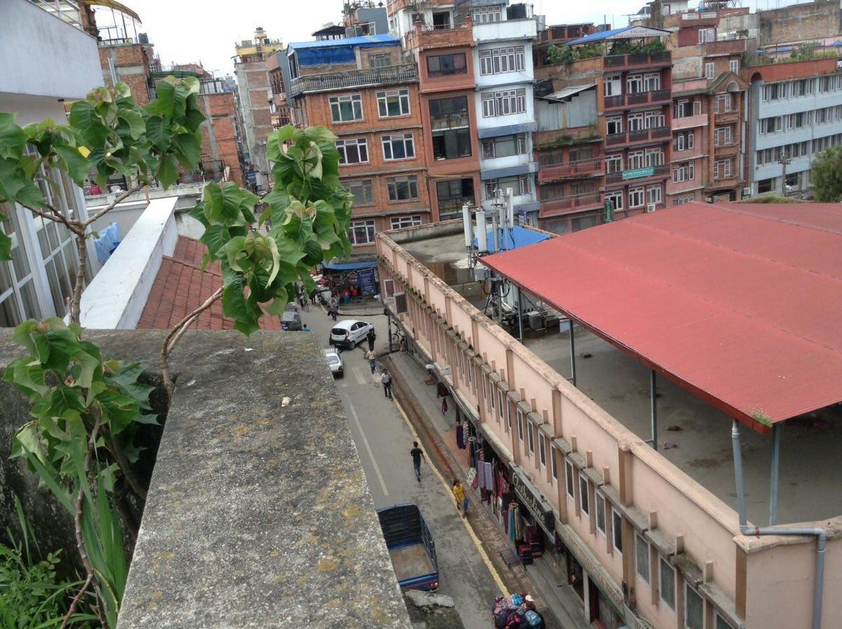 Bed And Breakfast Thamel Catmandu Exterior foto