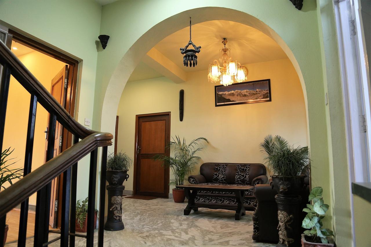 Bed And Breakfast Thamel Catmandu Exterior foto