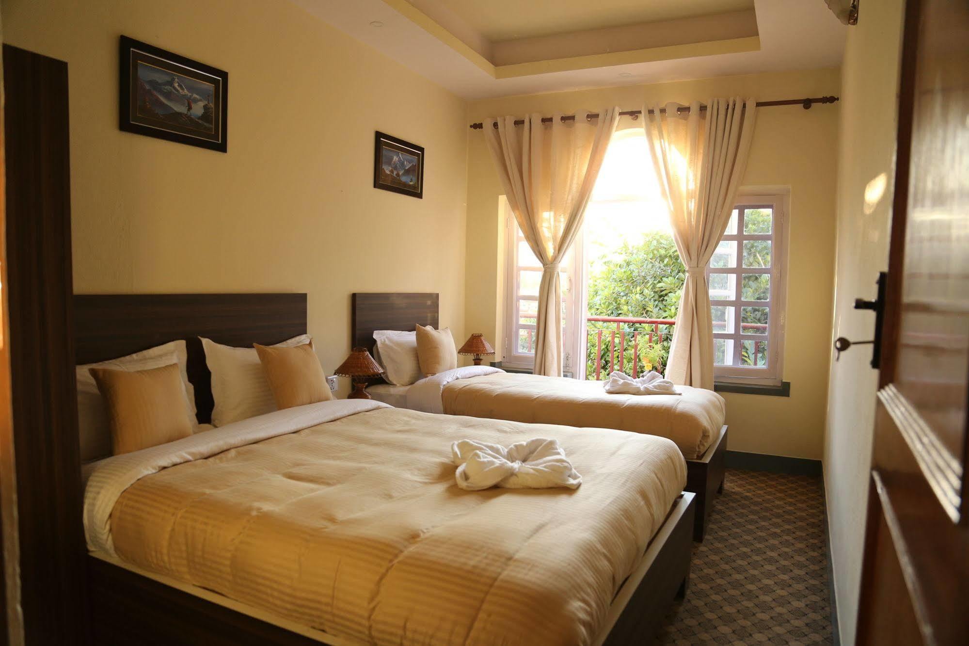 Bed And Breakfast Thamel Catmandu Exterior foto