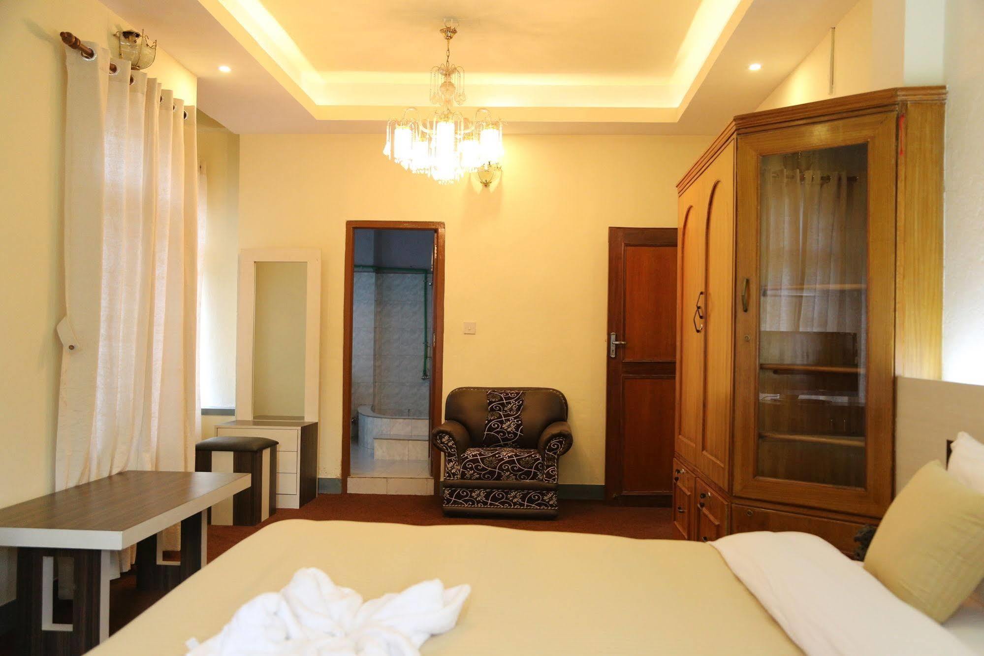 Bed And Breakfast Thamel Catmandu Exterior foto