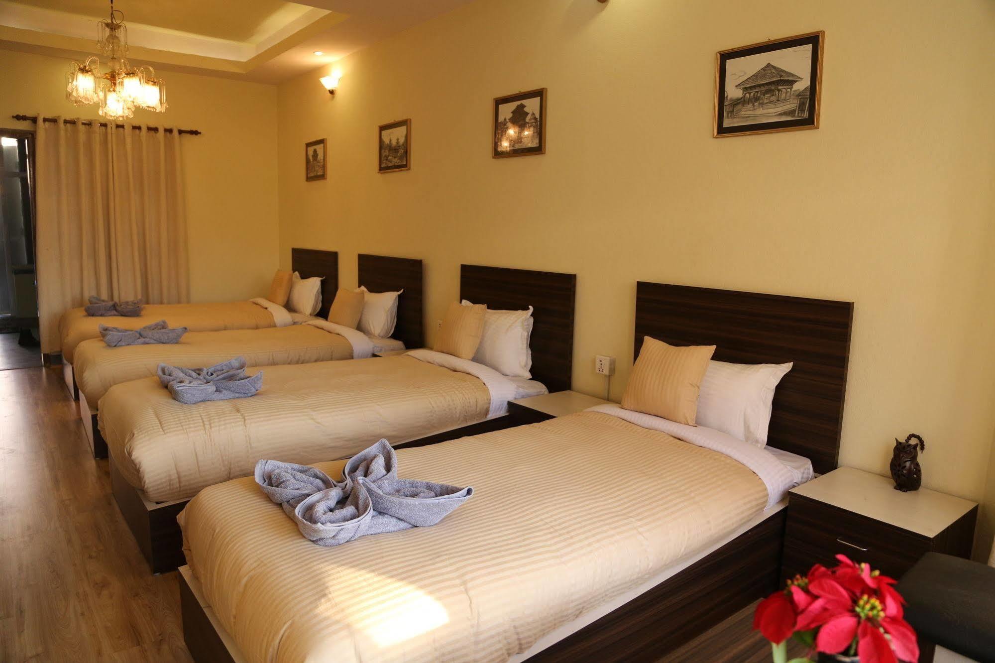 Bed And Breakfast Thamel Catmandu Exterior foto